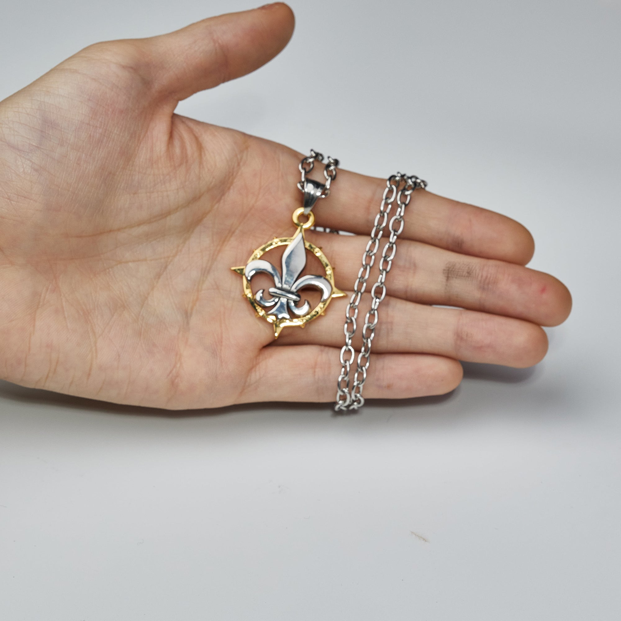 Warhammer 40K Sigil Sororitas Sisters of Battle Ordos Majoris Faith Badge Necklace by Starforged